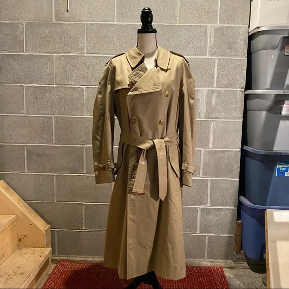 Burberry Tan Trench Coat - Picture 4 of 16